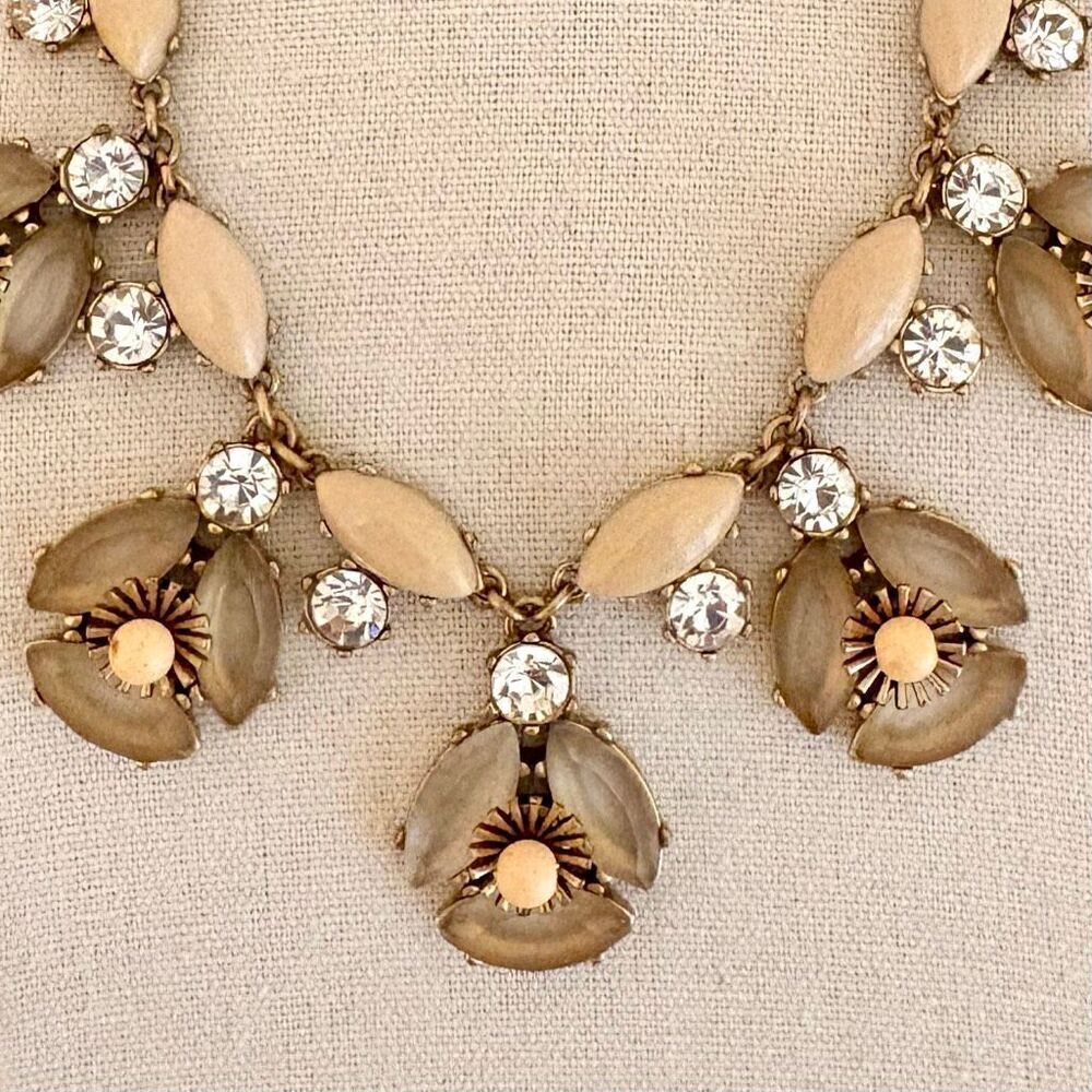 J.Crew | Floral Pendant Necklace | 17” Adjustable
